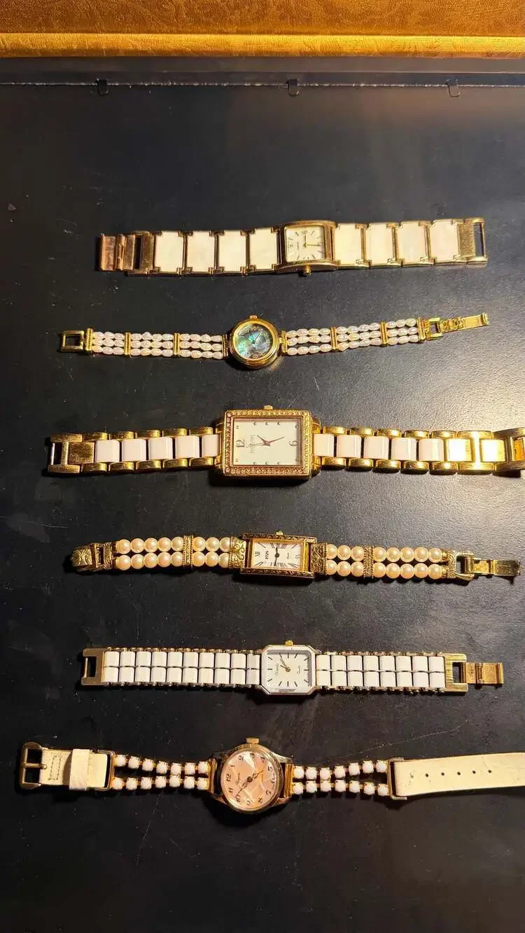 Collection of 6 Vintage Ladies Quartz Wristwatches
